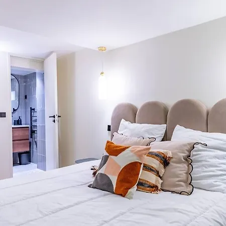 New Spacious 4 Star Family In Chic 16th District Apartament